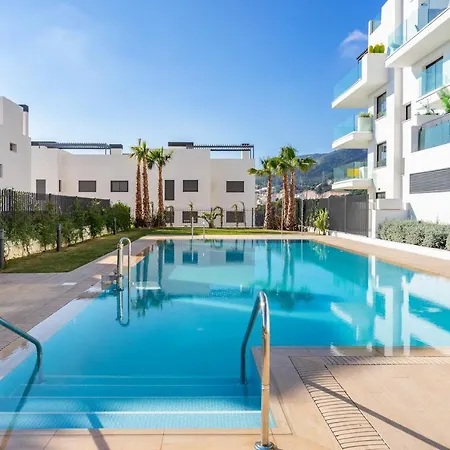 Modern With Pool In Ref 47 Apartment *