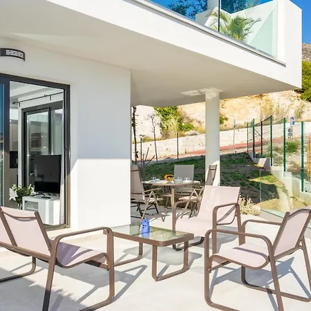 Modern With Pool In Ref 47 Benalmádena